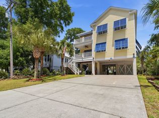 407 S Causeway Rd, Pawleys Island, SC 29585