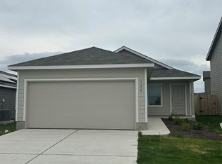 120 Cattle Queen Rd, Jarrell, TX 76537