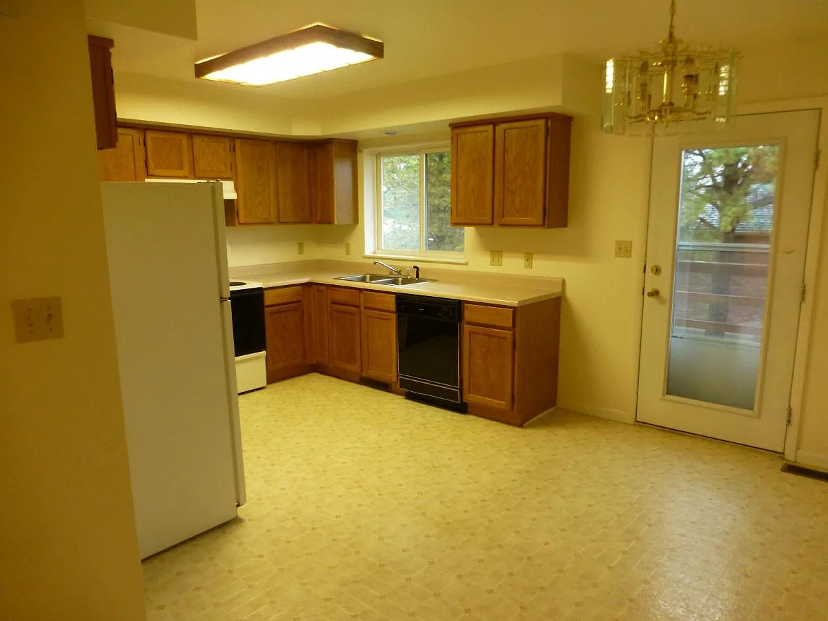kitchen - dining - 1616 16th St