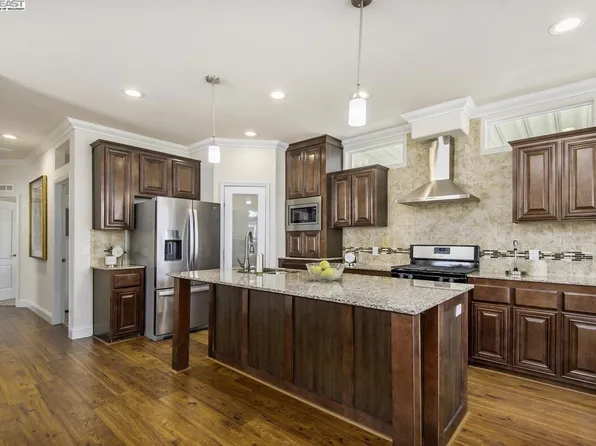 3263 Vineyard Ave Space 180, Pleasanton, CA 94566