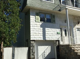 25 Vassar St, Staten Island, NY 10314