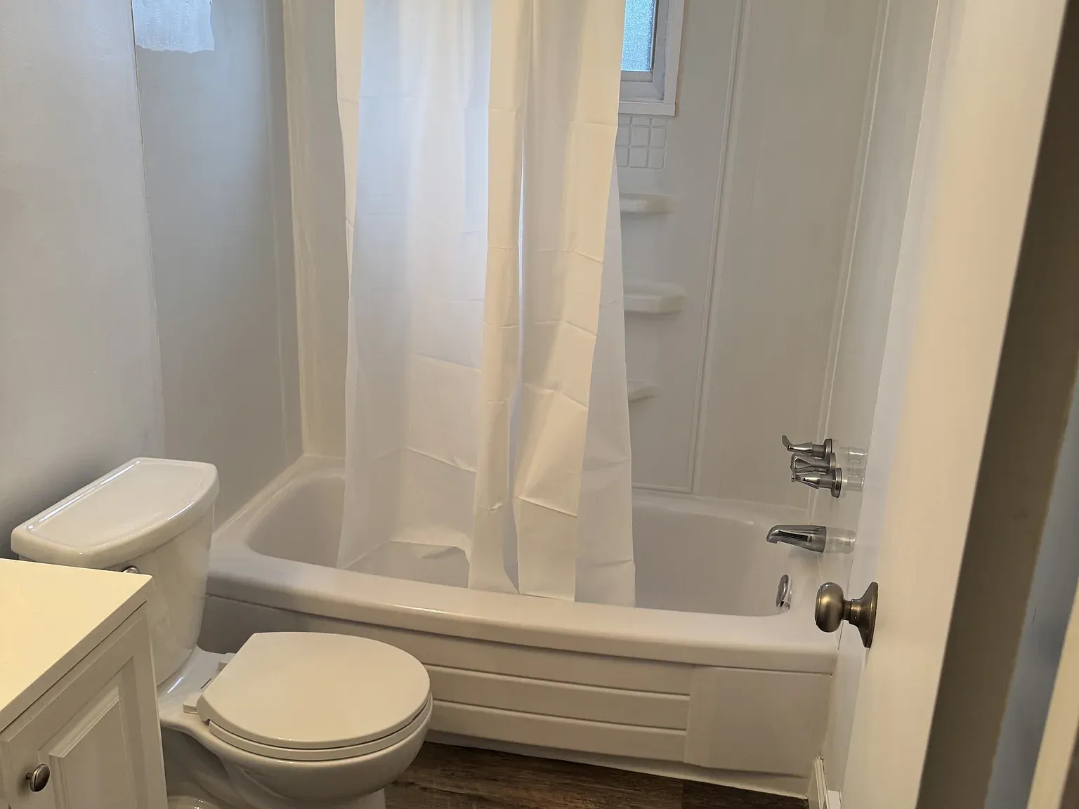 2 bed, 1250 sqft, $1,290 — Photo 4