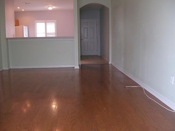 4th image of 4925 Elizabeth Anne Cir