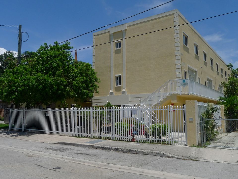 1st image of 835 SW 2nd St APT 6