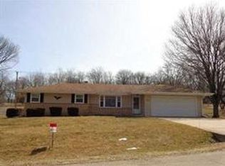 5684 Santa Fe Trl, Rockford, IL 61109