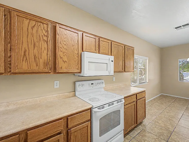 44290 W Neely Dr — Photo 10