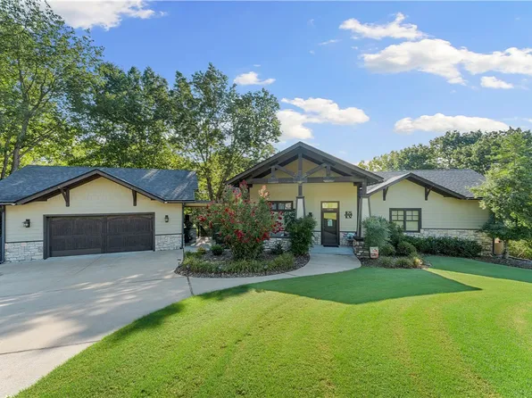 1206 E Timber Top Dr, Rogers, AR 72756