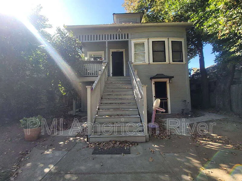 1 bed, 1.0 bath, 550 sqft, $1,295 — Photo 1