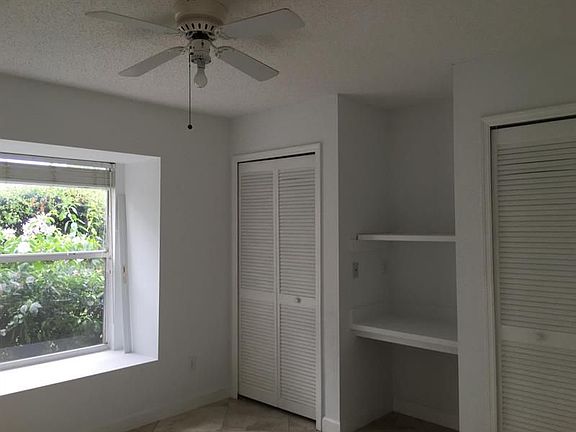 3rd image of 2342 SE Maslan Ave
