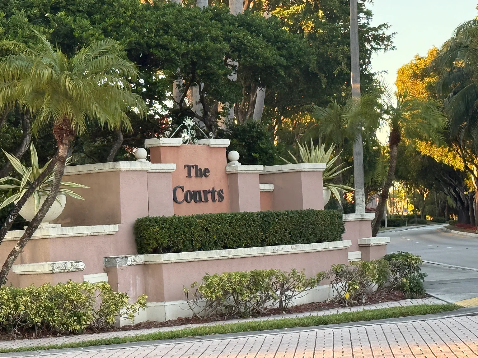 3 bed, 1271 sqft, $2,800 — Photo 1