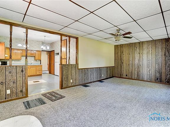 3rd image of 211 Bricker St