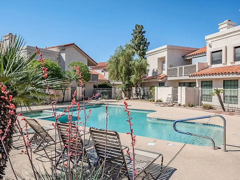 1029-7800 E Lincoln Dr — Photo 38
