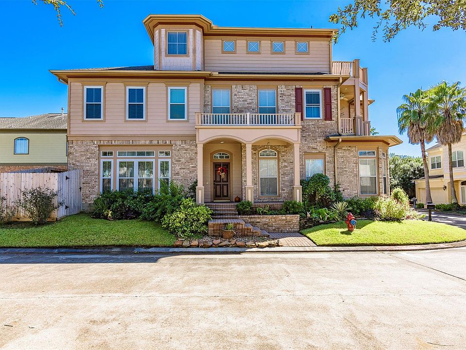 1st image of 1302 Oceanside Ln