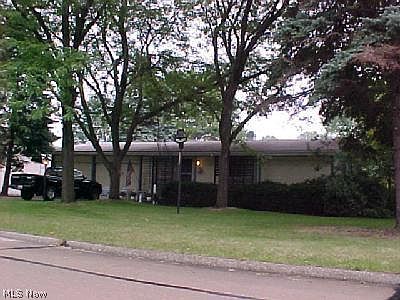 1st image of 301 Brookwood Ave