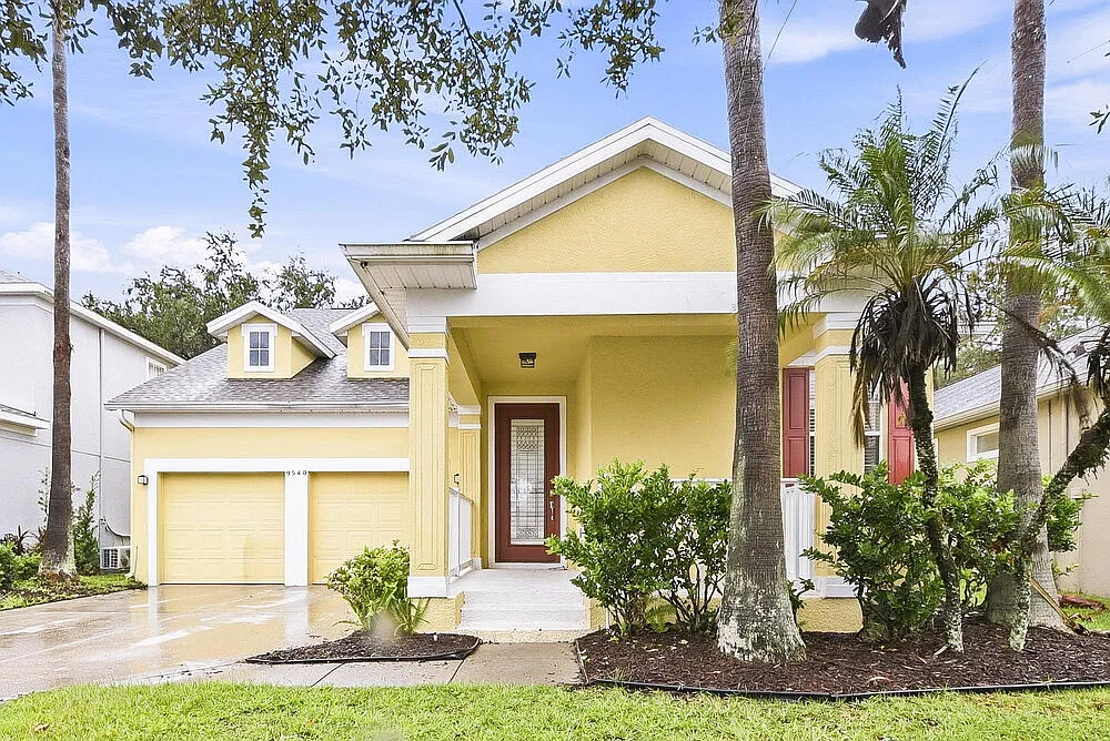 4 bed, 2.5 bath, 2618 sqft, $3,525 — Photo 1