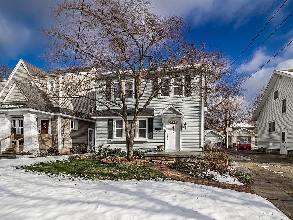 1st image of 2052 College Ave SE