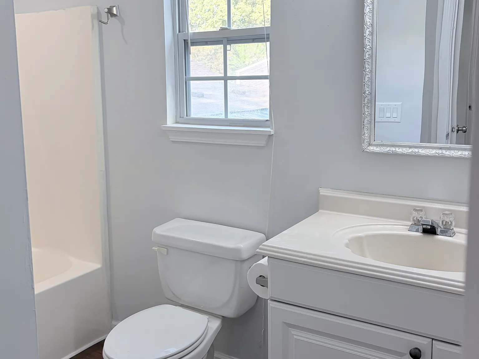 2 bed, 2.5 bath, 1320 sqft, $1,800 — Photo 2