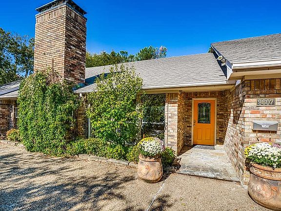 3rd image of 9607 Losa Dr