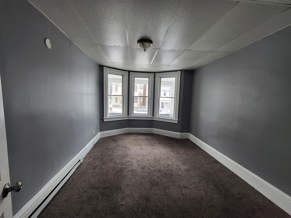1st image of 50 N 8th St #1