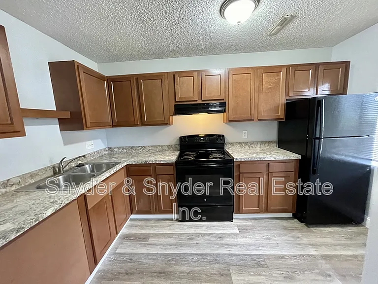 2605 Terrace Ave #8 — Photo 10