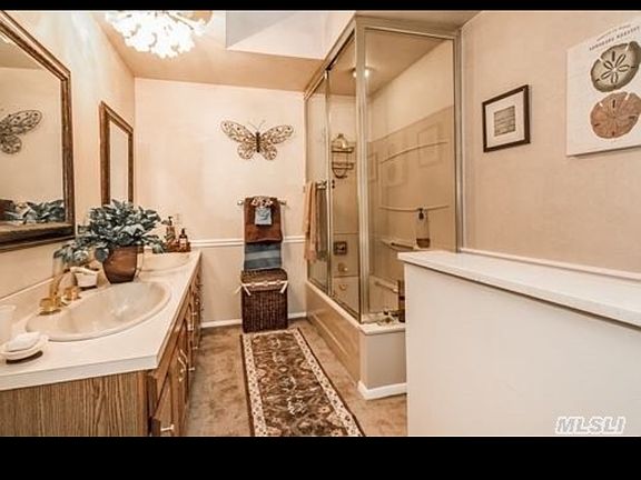 2nd image of 80 Guy Lombardo Ave #8