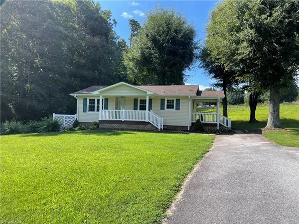 6628 State Highway 67, Boonville, NC 27011