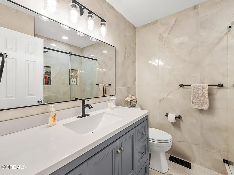 41 Tall Oaks Ct — Photo 45