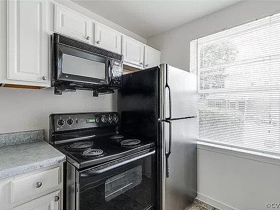4th image of 3517 Briel St #10