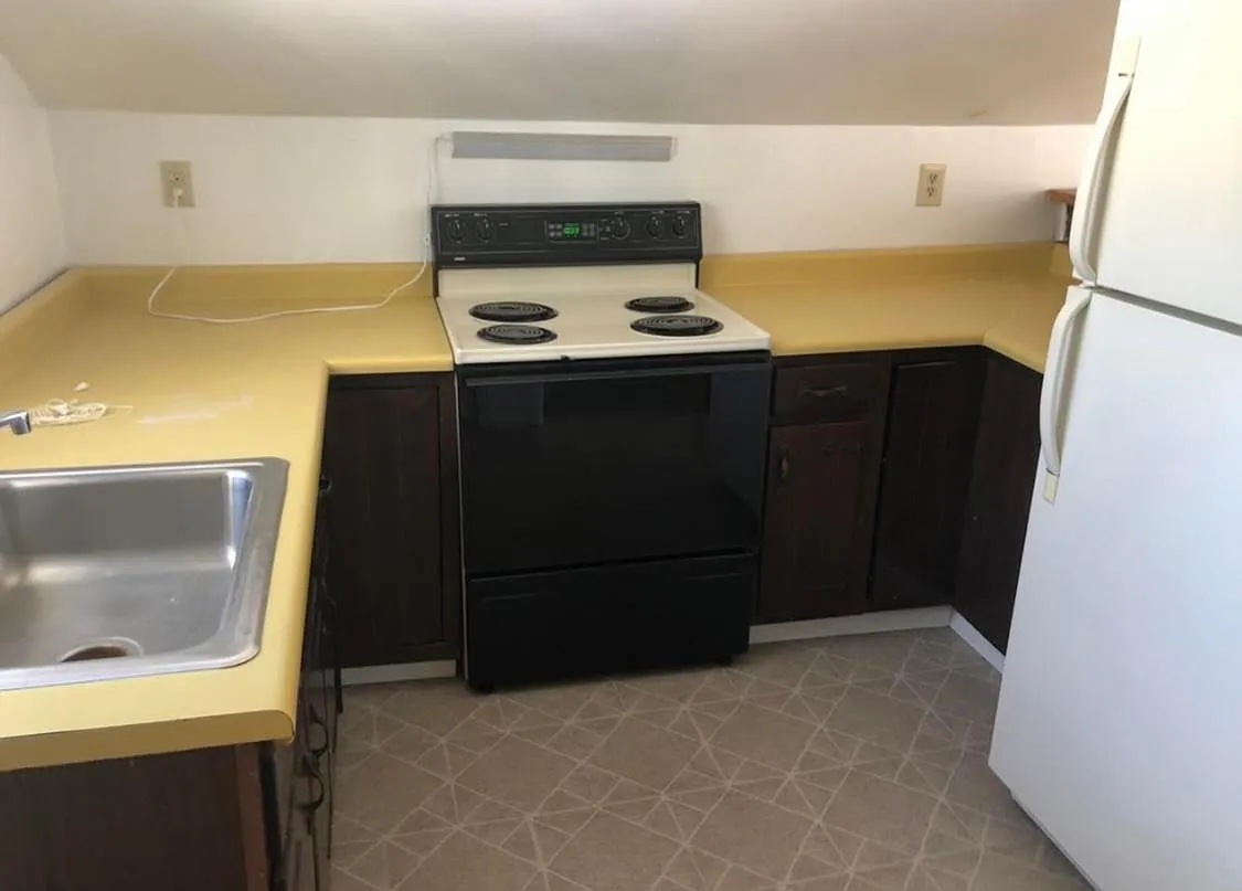 1 bed, 350 sqft, $765 — Photo 2