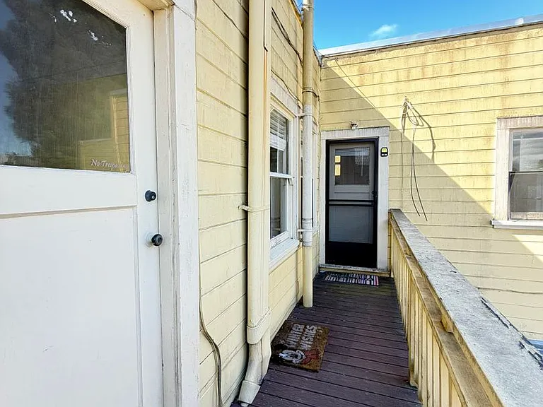 1215 Park Street — Photo 18