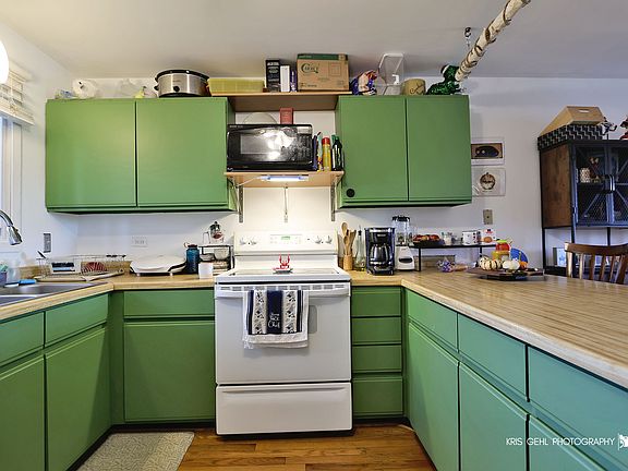 3rd image of 52 N Pistakee Lake Rd APT 8