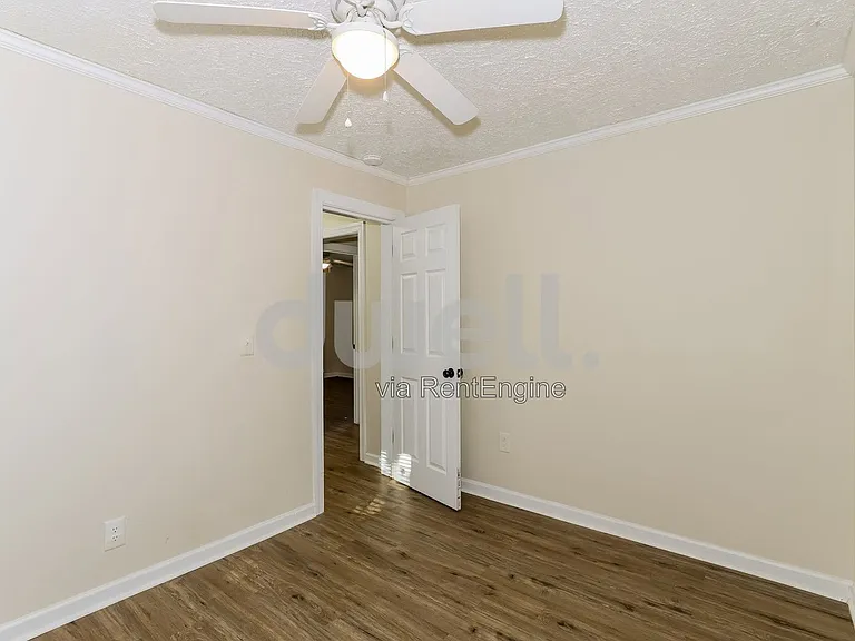 2492 Coleman Ave — Photo 16