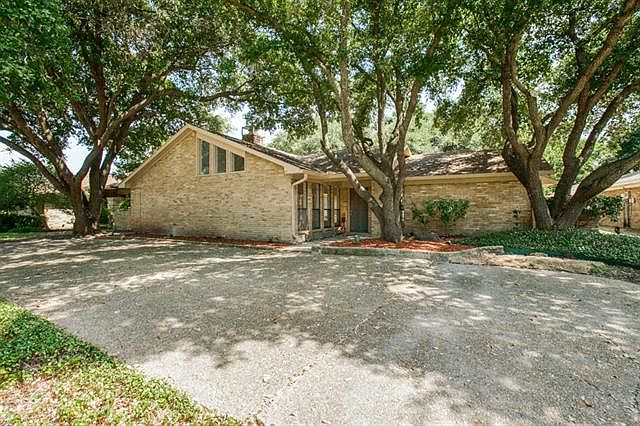 1st image of 3812 Saddlehead Dr
