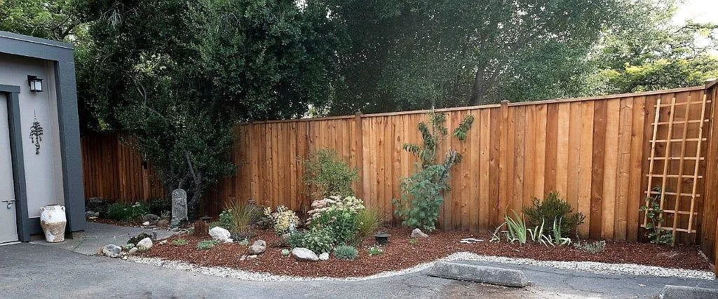2 bed, 1.5 bath, 900 sqft, $2,600 — Photo 2