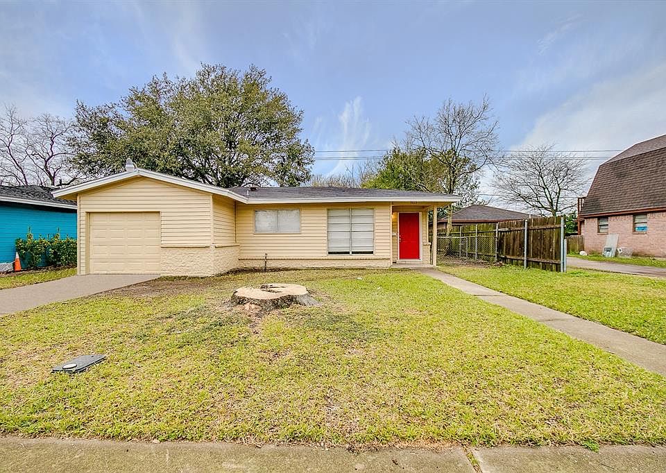 1st image of 3802 Newton Dr