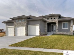 12618 S 78th St, Papillion, NE 68046