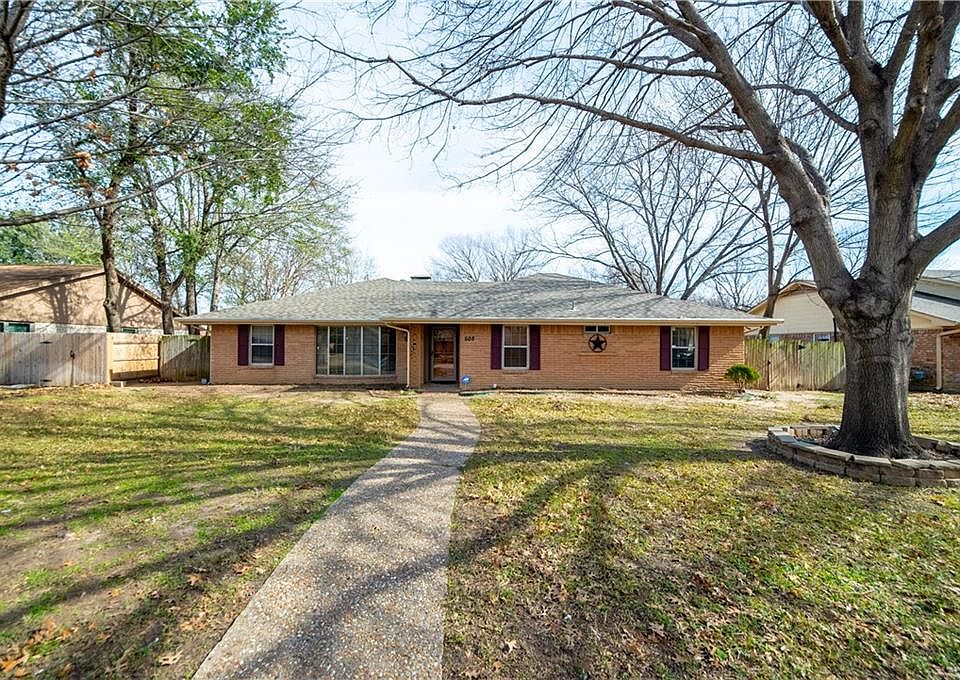 1st image of 608 Tanglewood Dr S