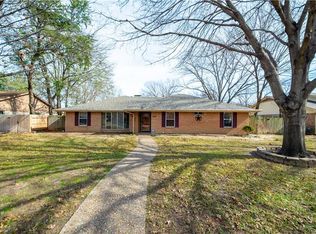 608 Tanglewood Dr S, Irving, TX 75061