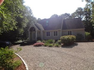 127 Fells Pond Rd, Mashpee, MA 02649