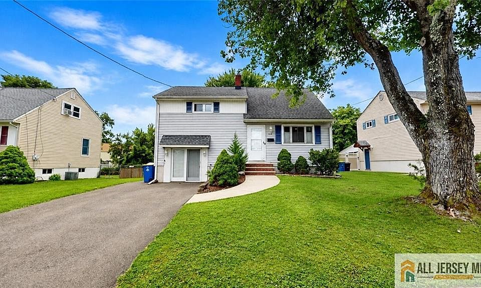 1st image of 1019 Colby Ave