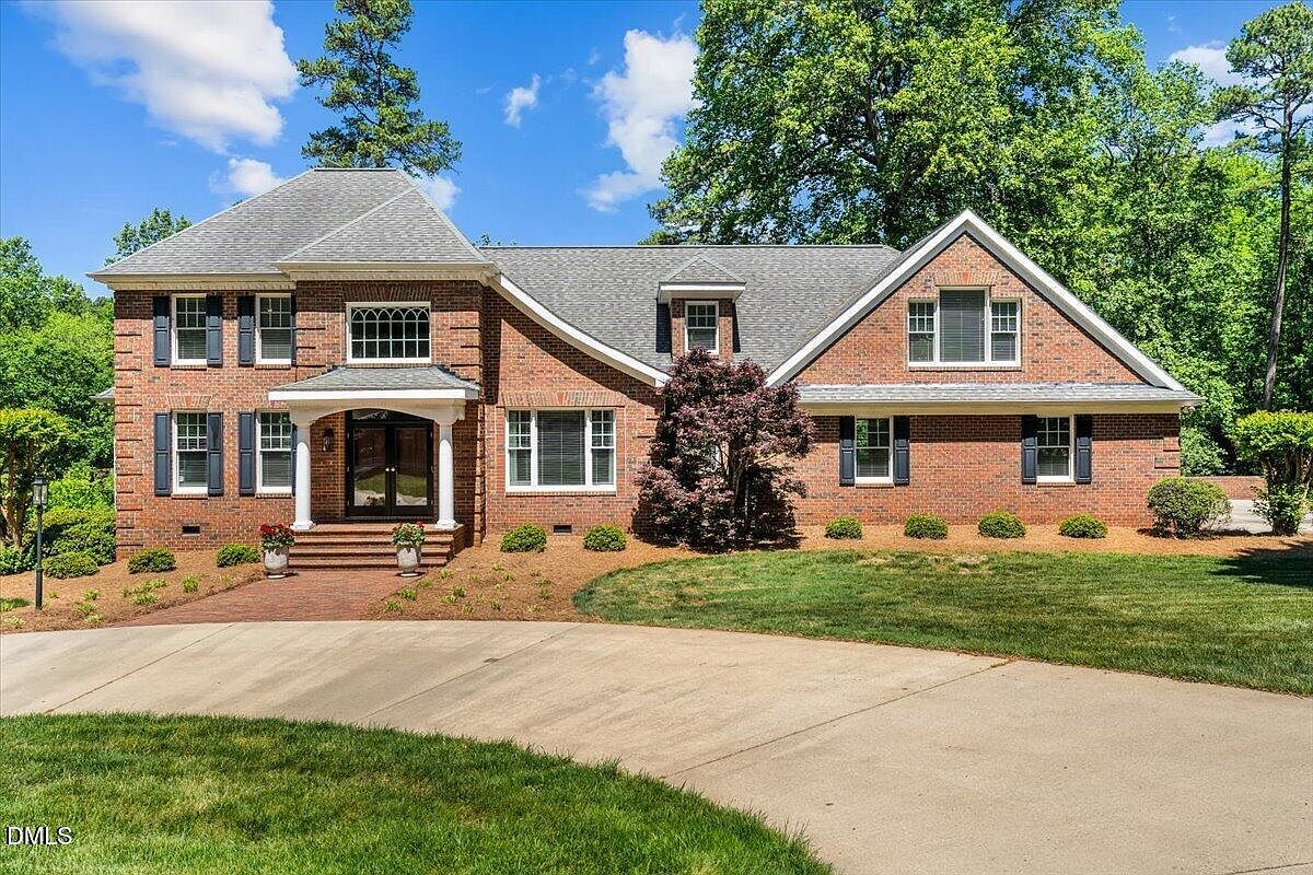 26 Olympic Ln