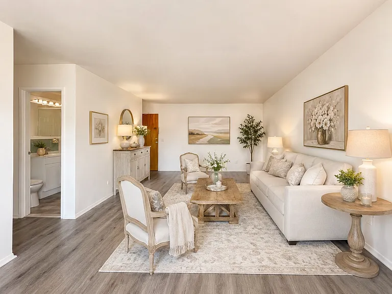 255 Schuyler Ave #18 — Photo 6