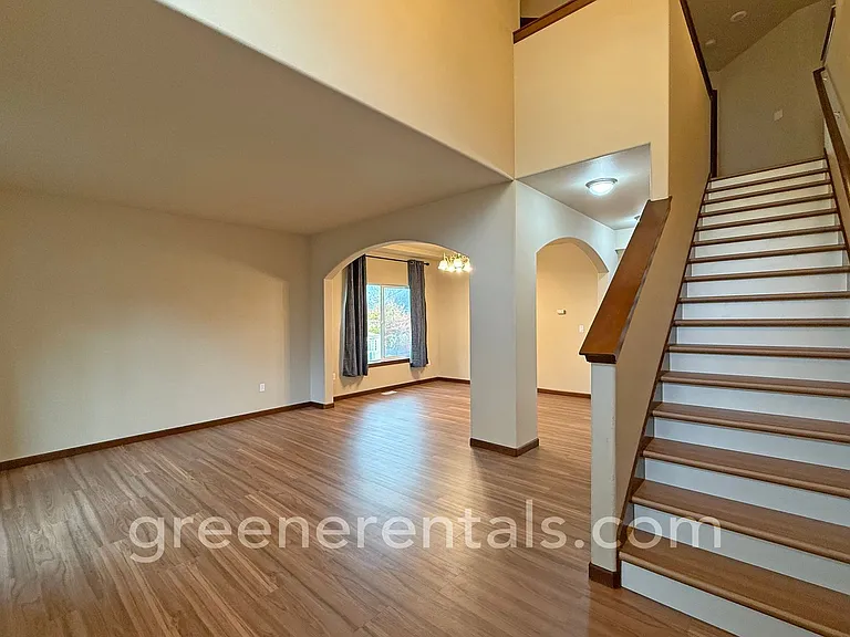 611 H St SW — Photo 5