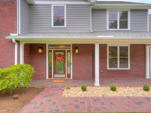 3rd image of 1931 Plank Dr