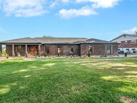 2nd image of 3436 Forest Dale Dr