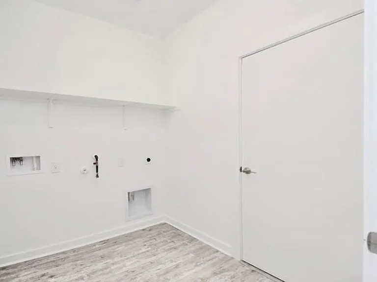 10307 Norshire Ln — Photo 9