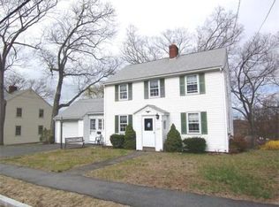 222 Governors Rd, Quincy, MA 02169