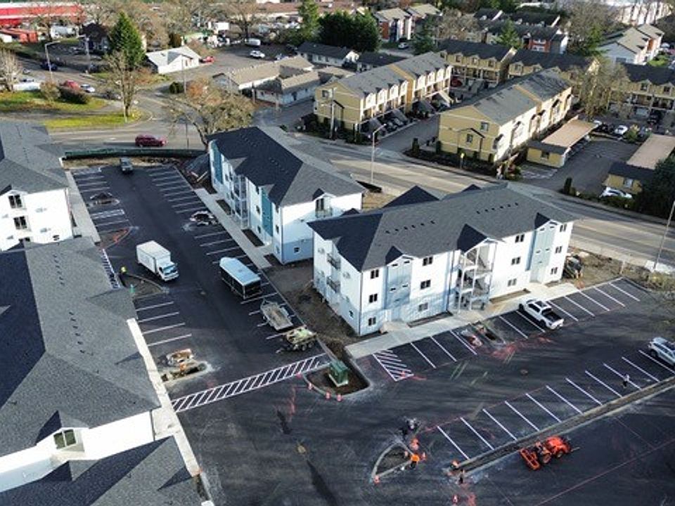 Building Photo 5