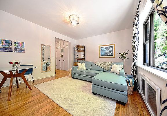 2nd image of 12 W 9th St APT 2B