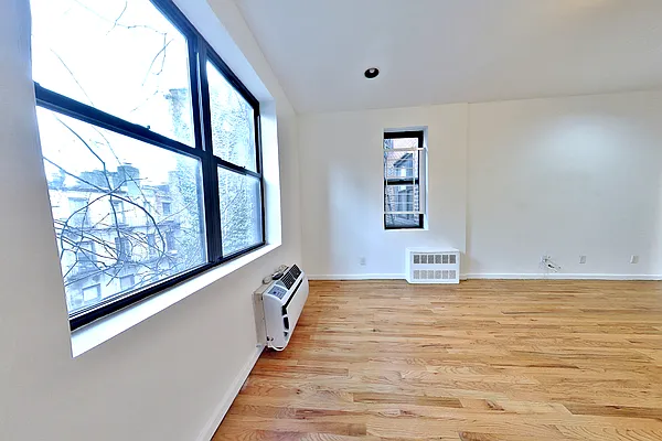 Rented by REAL New York | media 6